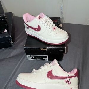 Nike 1 Low Valentine size 5.5W